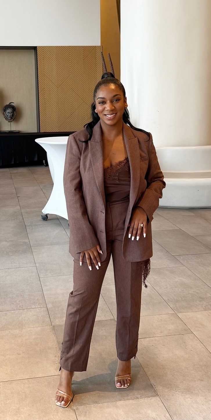 Maeva TharsisFounder